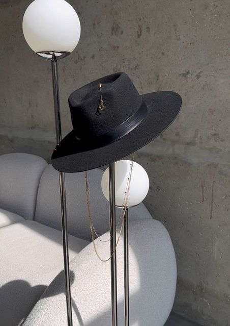 Women's felt fedora hat with decor and chain, black
